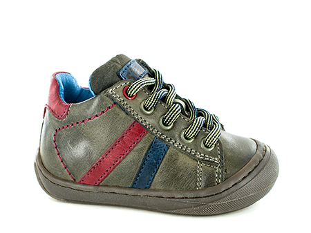 chaussures stones and bones